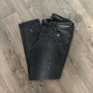 Black Distressed Jeans!